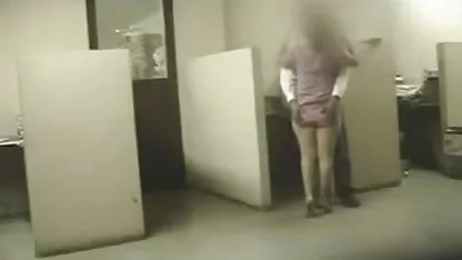 بانی خاکستری است که شرکت فرعی دانلود فیلم سوپر زنان دوجنسه باید تکمیل شود